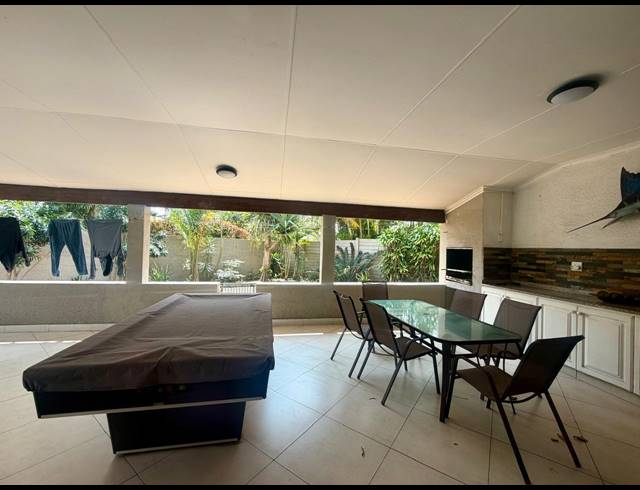 6 BEDROOM FREESTANDING FOR SALE IN MEER EN SEE